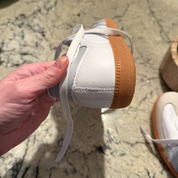 Adidas Samba Sneaker Women’s White and Light Blue Size 6.5 - Picture 9 of 16